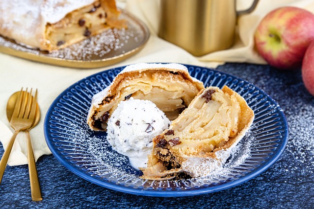 ドイツのケーキ:アプフェルシュトゥルーデル